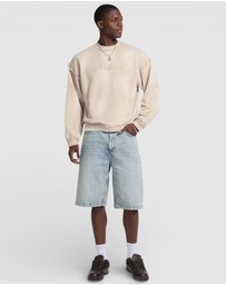GUESS Originals - GUESS Originals Boxy Applique Crewneck Sweatshirt