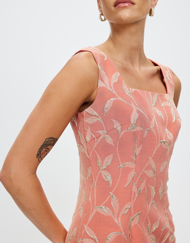 Pink Ruby - Chic Midi Dress