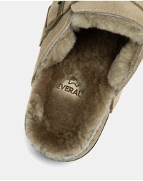 EVERAU - EverAU Ugg Hazco Cow Suede Upper Casual & Sneaker