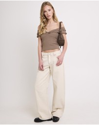 Subtitled - Mily Rib Ruffle Top