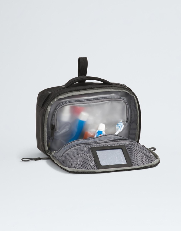 The North Face - Base Camp Voyager Toiletry Kit