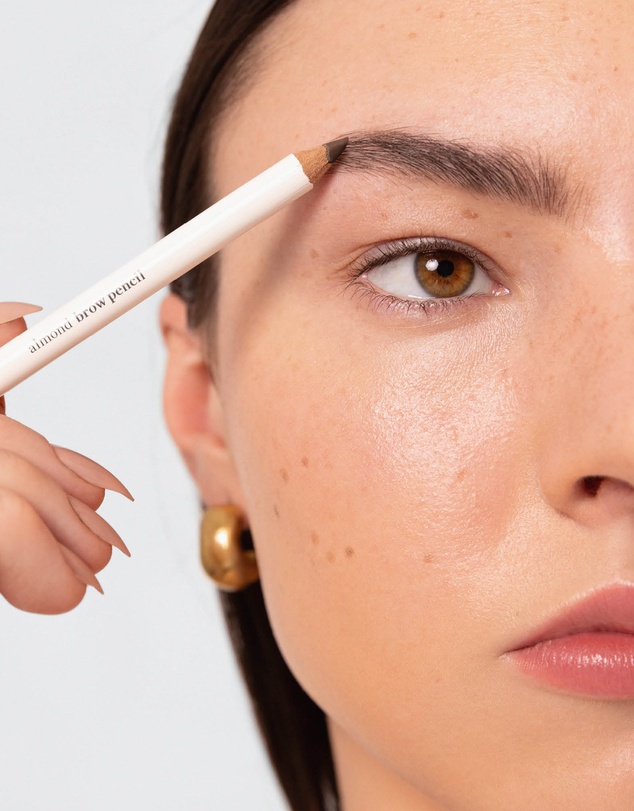 Ere Perez - Almond Brow Pencil - Pristine
