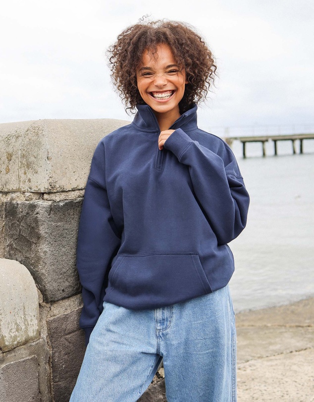 Skwosh - Good As Gold Half Zip Sweat in Navy