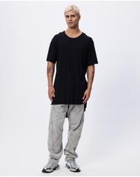 Surrounded By Ghosts - The Arsenic Relaxed Rib Knit Tail T-Shirt