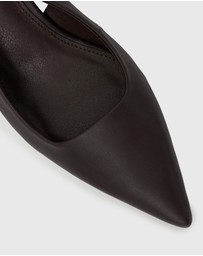 Betts - Wider Fit Jerry Slingback Stiletto Heel Pumps