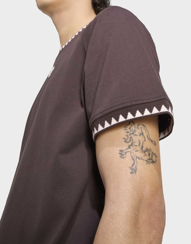 adidas Originals - CHEST STRIPES ENGINEERED COLLAR TEE Mens