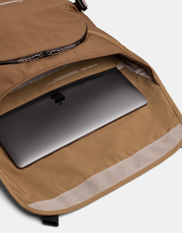 Bellroy - Venture Messenger 14