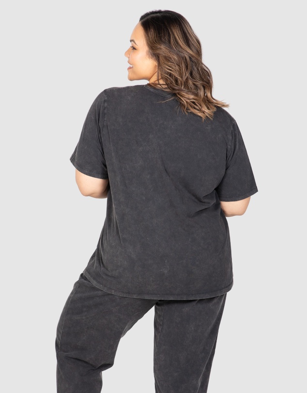 Love Your Wardrobe - Mackenzie Acid Wash Tee