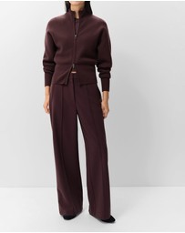 UNISON - Sporty Tailored Pant