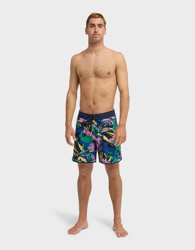 Quiksilver - Mens Surfsilk Scallop 18
