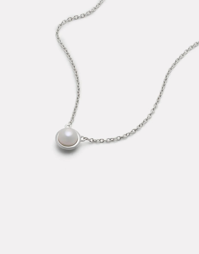 Najo - Moonbeam Silver & Pearl Necklace
