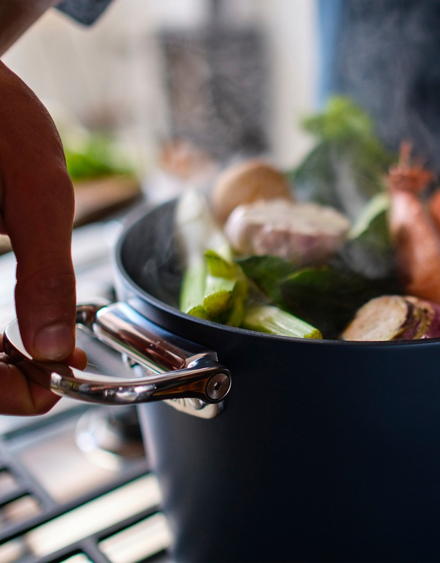 Joseph Joseph - Space Non-stick Stock Pot with Folding Handles and Lid - 25cm