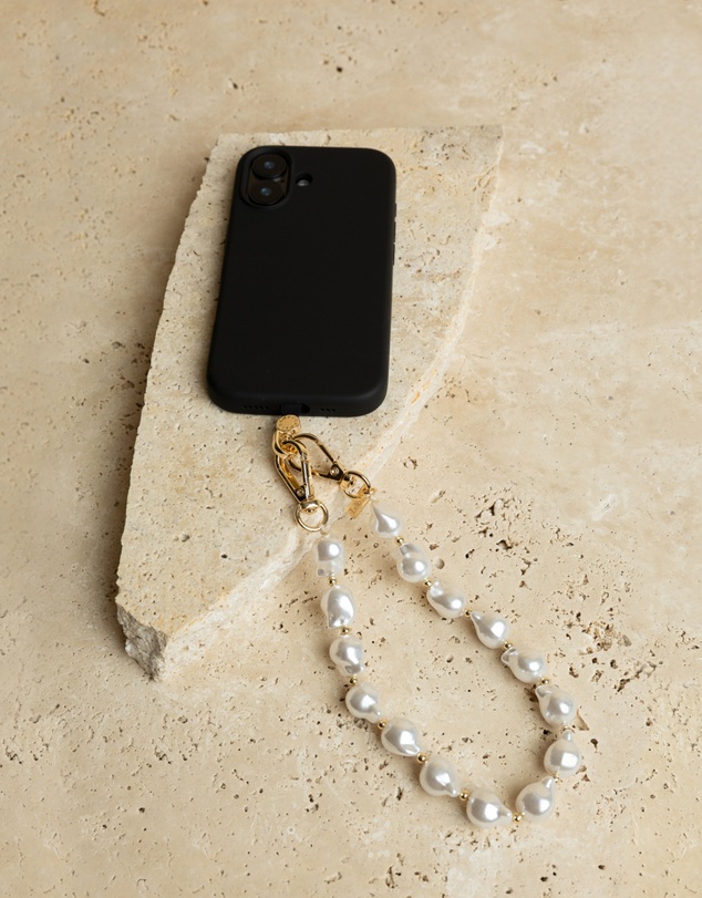 LOUVE COLLECTION - Universal Phone Strap Connector (Black) + Daisy Pearl Wristlet