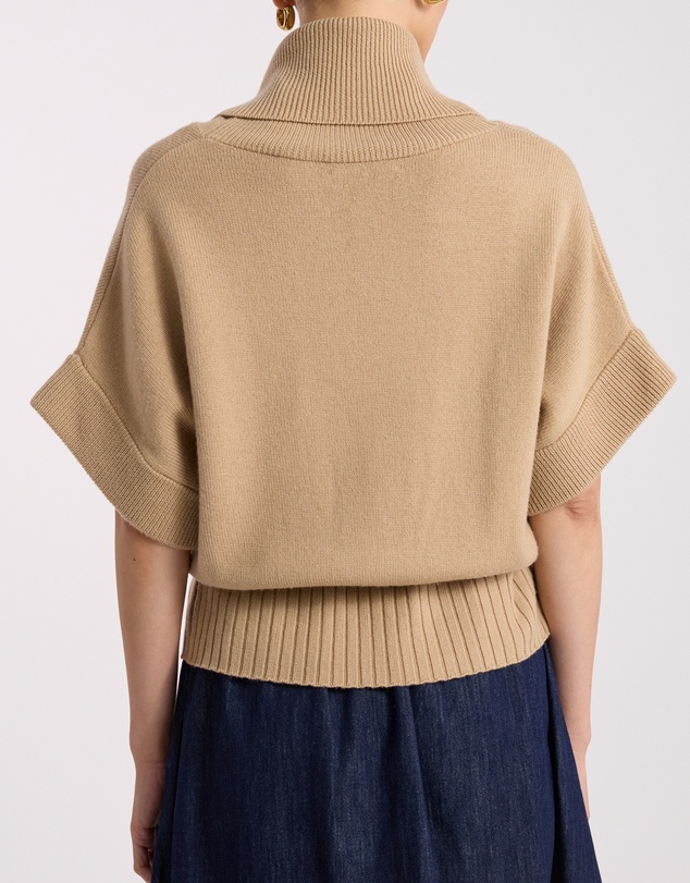 David Lawrence - Roll Neck Gilet Top