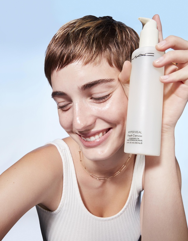 MAC - Hyper Real Fresh Canvas Cleansing Oil