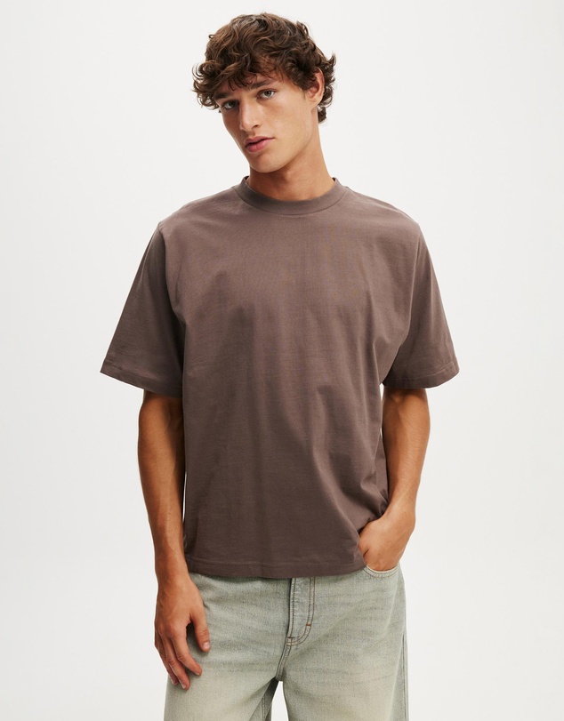 Cotton On - Cropped Fit T-Shirt