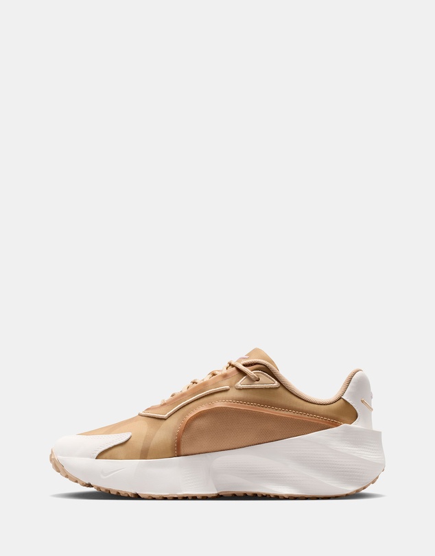 Nike - Aura Edge - Women's