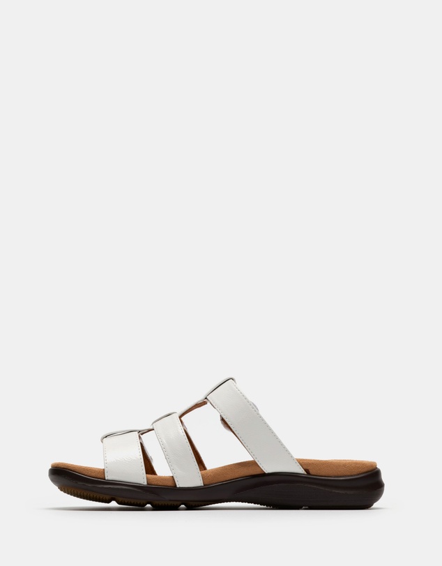 Clarks - Kitly Pearl White