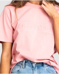 ONEBYONE - Aurora Tee