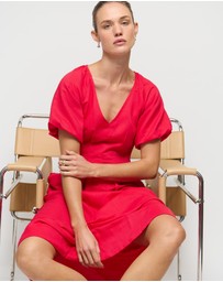 Staple the Label - Valentina V-Neck Midi Dress