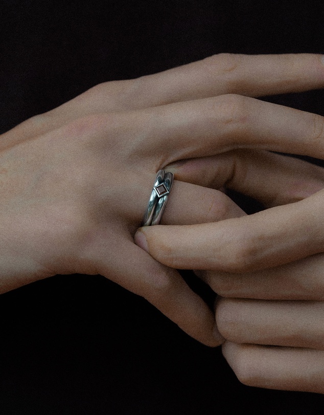 SUE THE BOY - Double On The Rocks Ring