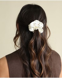 Morgan & Taylor - Mara Scrunchie Set in White