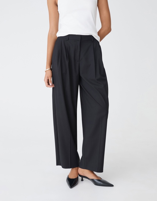 Forcast - Matilda Relaxed Barrel Pants
