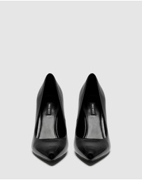 Nine West - Victors