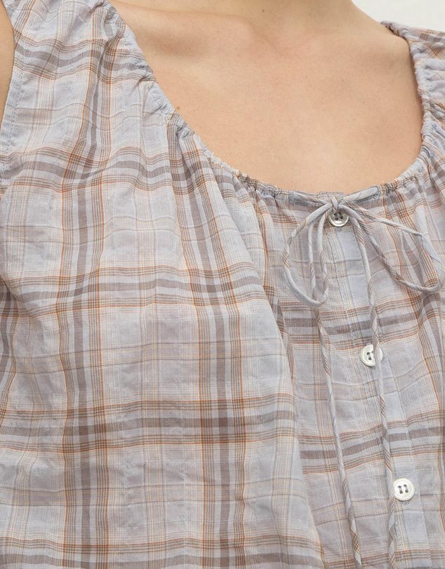 Assembly Label - Auden Check Top