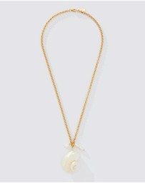 8 Other Reasons - Conch Necklace