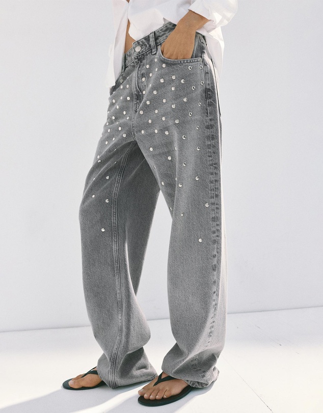 M.N.G - Regular-Waist Studded Jeans