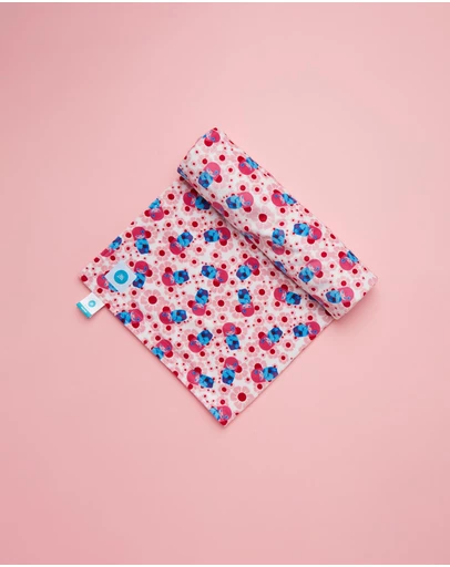 itti bitti - Travel Blanket - Hanako with Fuschia