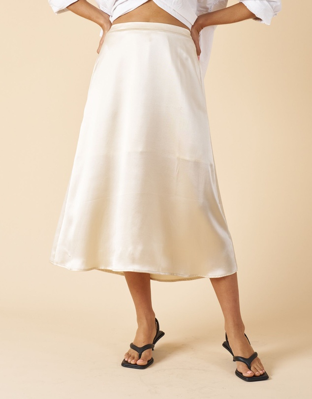 CAMIXA - Maddie Silk Midi Skirt