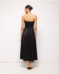 AERE - Aspyn Strapless Midi Dress