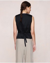 Marle - Corrin Vest
