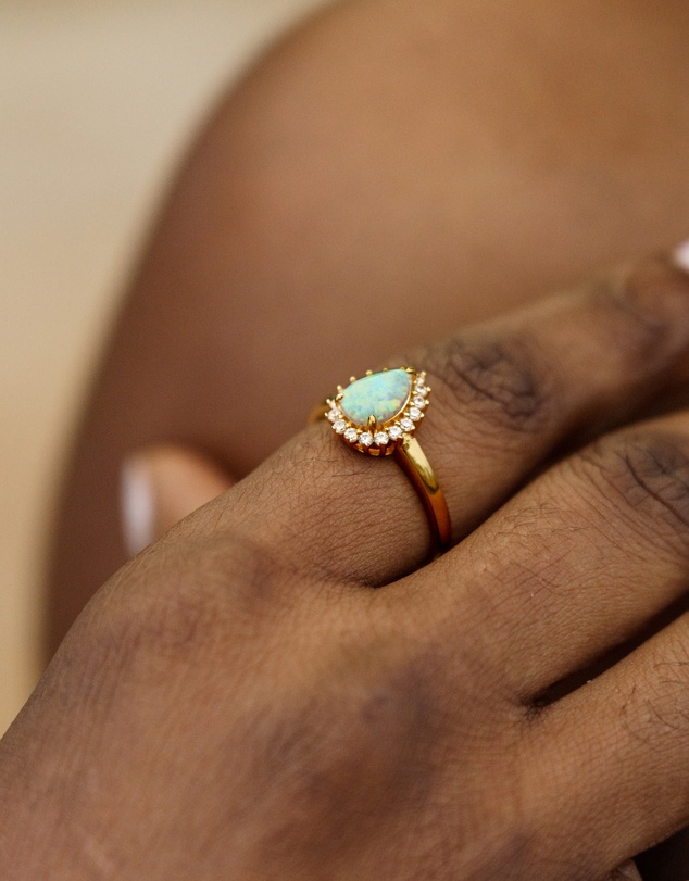 Georgini - Georgini Opal Glow Rozelle White Created Opal Gold Ring