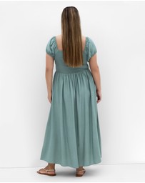 City Chic - Abbigail Split Maxi Dress