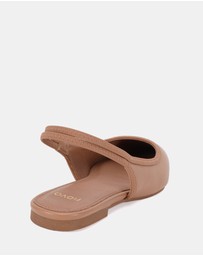 Novo - Cassey Flats