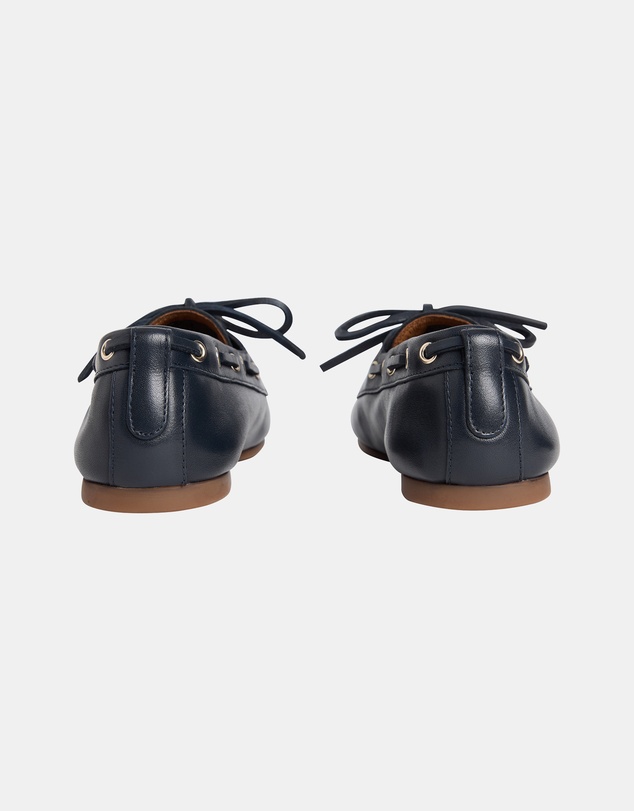Tommy Hilfiger - TH Sleek Leather Boat Shoes - Women's