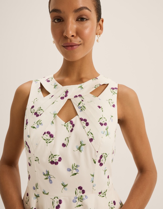Review - Eliza Pleated Dress