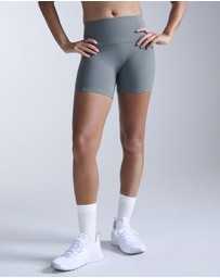 2XU - Fluid Hi-Rise 5 Inch Shorts