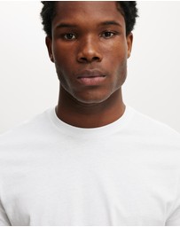 Cotton On - Classic Fit T-Shirt