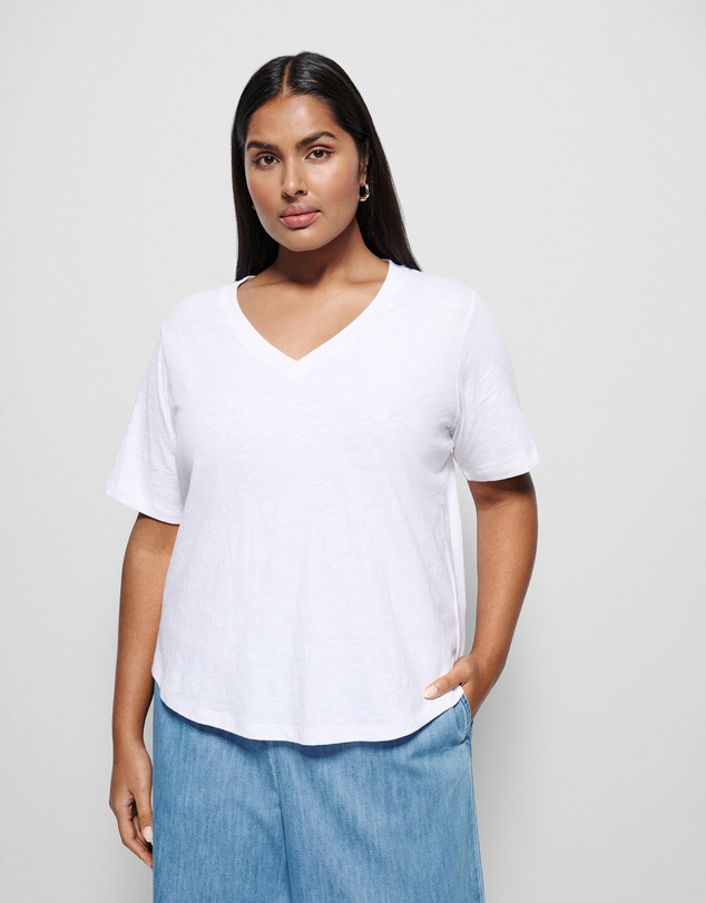 Commonry - Rue V Neck Tee