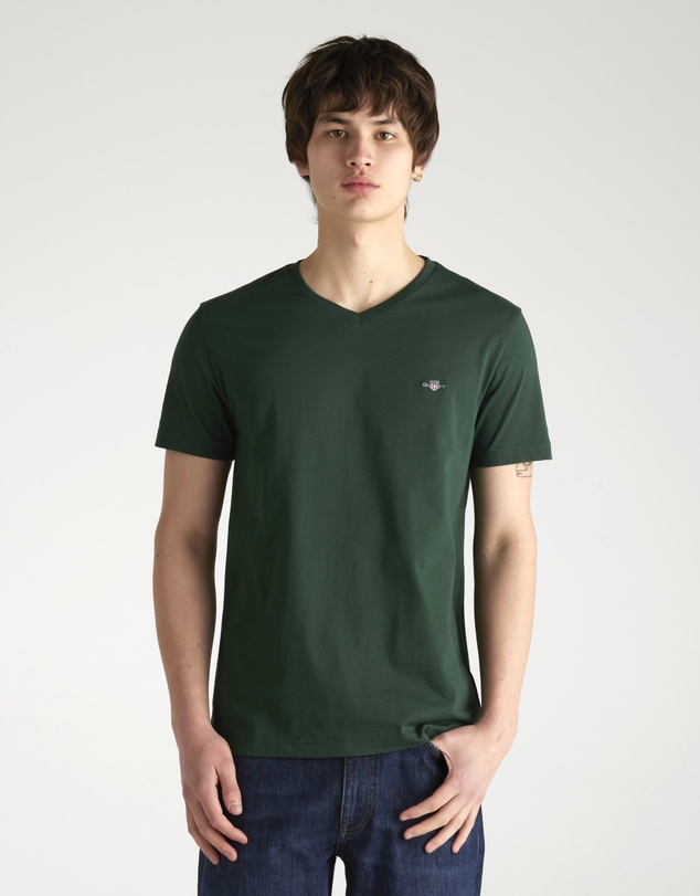 Gant - Slim Fit Shield V-Neck T-Shirt