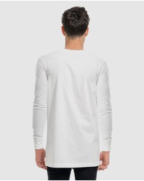 DVNT - Classic Embroidery Long Sleeve Tee