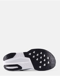 New Balance - FuelCell Rebel v5 (Standard Fit) - Women's