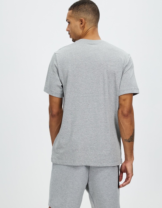 Nike - Nike Sportswear Club Tee