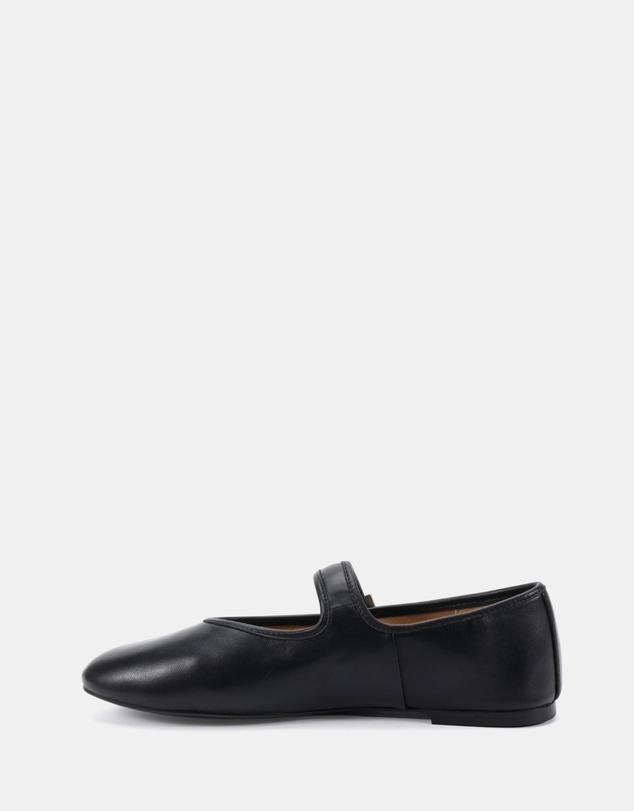 Clarks - Harriet Black Smooth