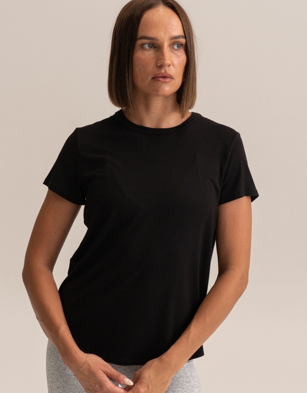 HyperLuxe The Label - Round Neck Shirt