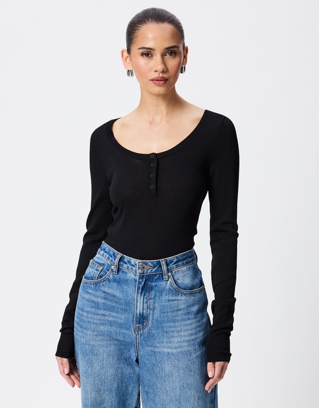 Tussah - Freya Fine Knit Long Sleeve Top